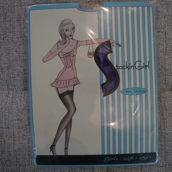 Stocking Girl - Sheer Printed Stockings - Picture 2 of 2